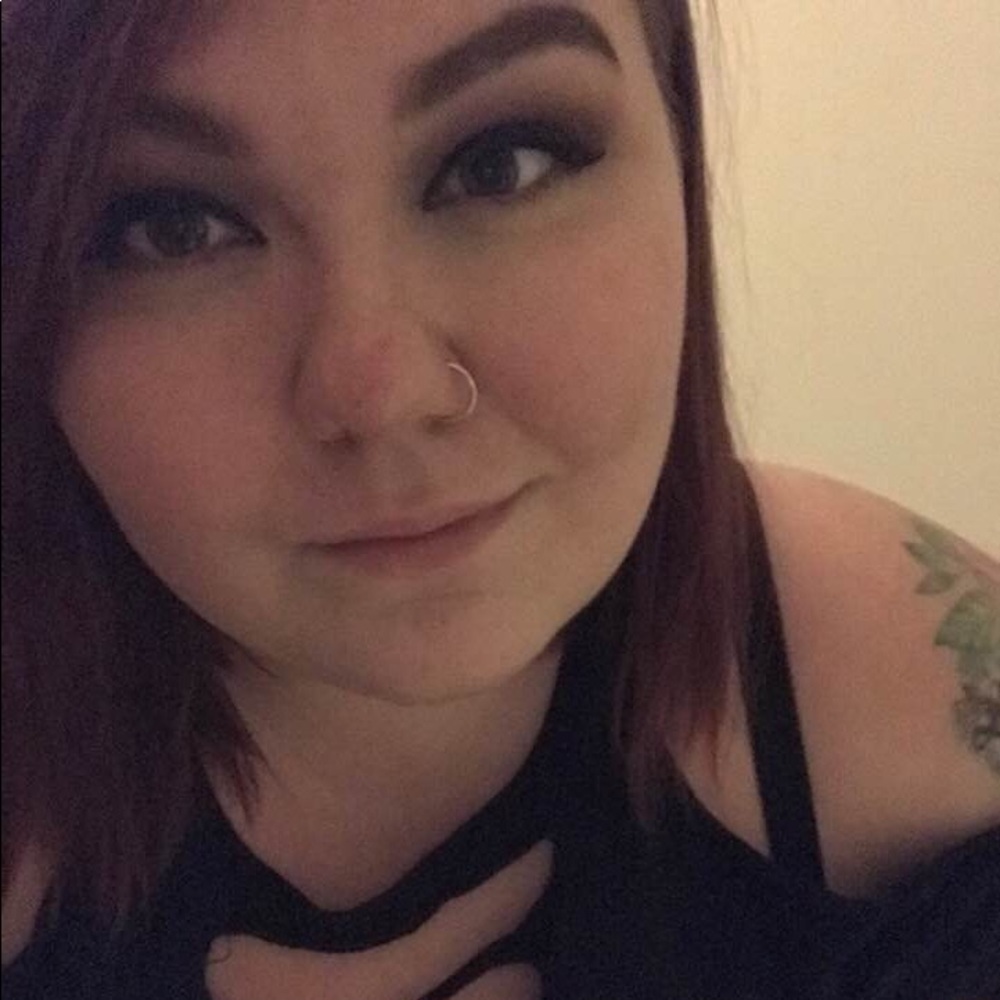Meet your Posher, Caitlyn